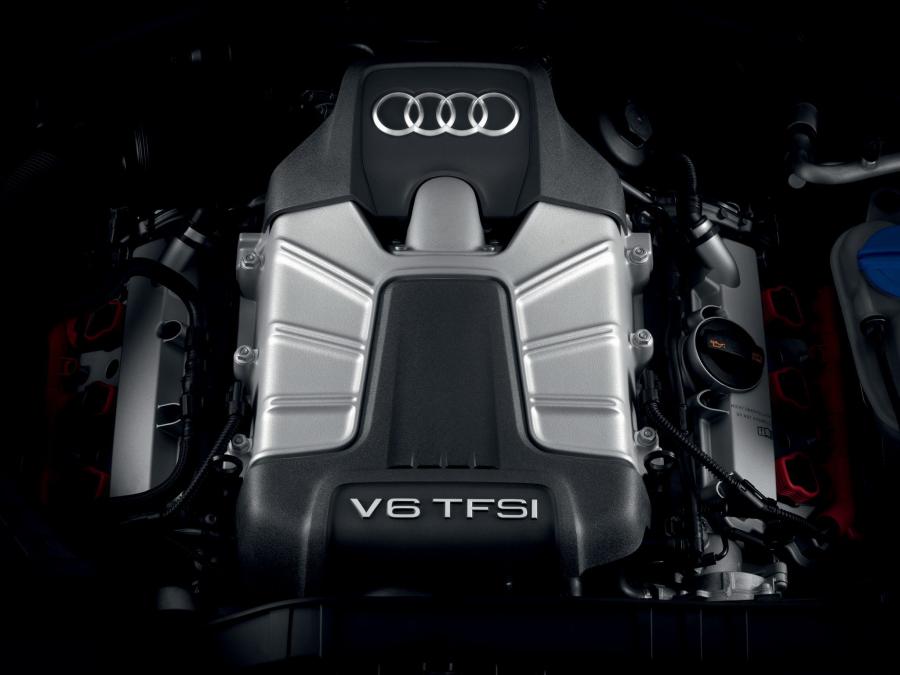 Моторный отсек Audi Q5 TFSI Quattro (8R) 2012 года  (WW) (фото 7 из 30)